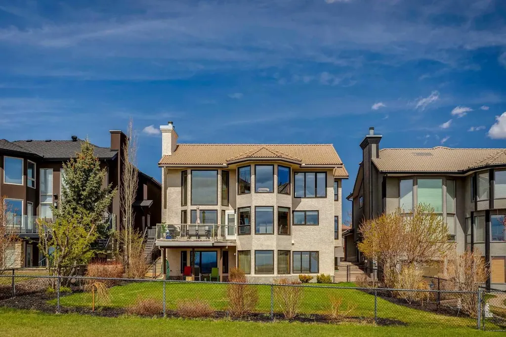 55 Edenstone View NW Calgary AB T3A 4T4
