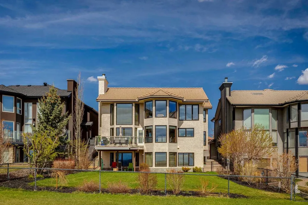 55 Edenstone View NW Calgary AB T3A 4T4