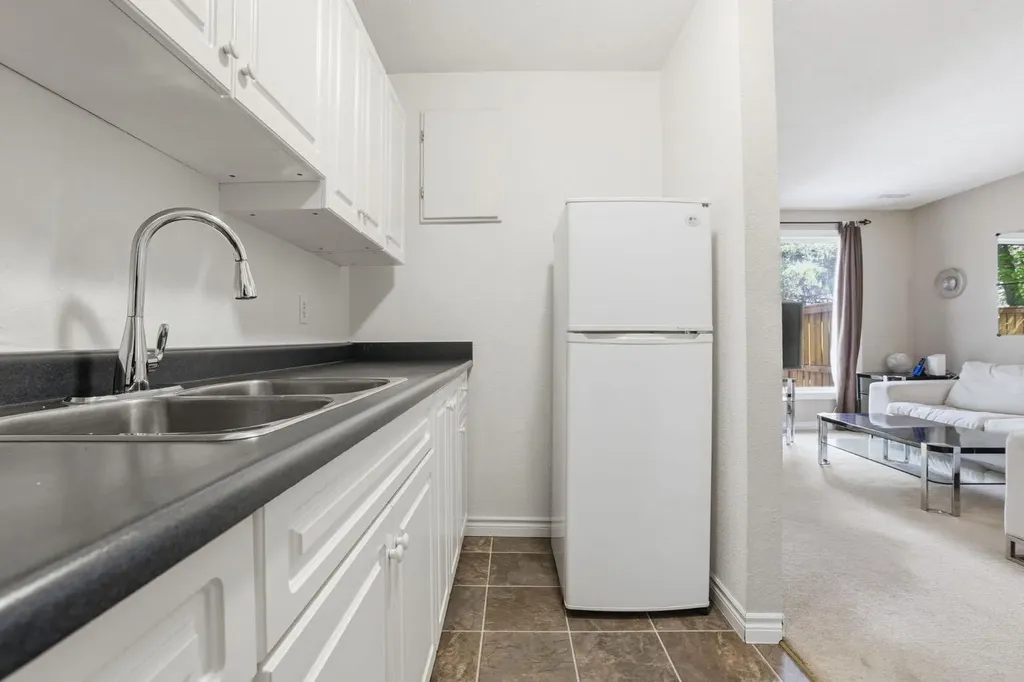 4740 Dalton Drive NW Calgary AB T3A 2H4