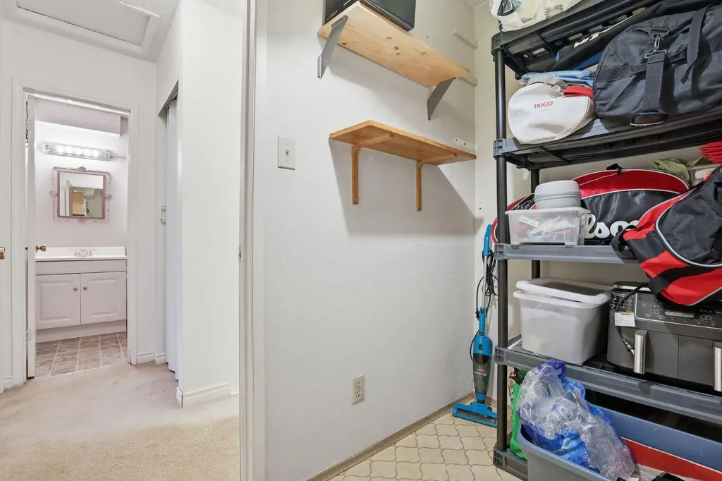 4740 Dalton Drive NW Calgary AB T3A 2H4