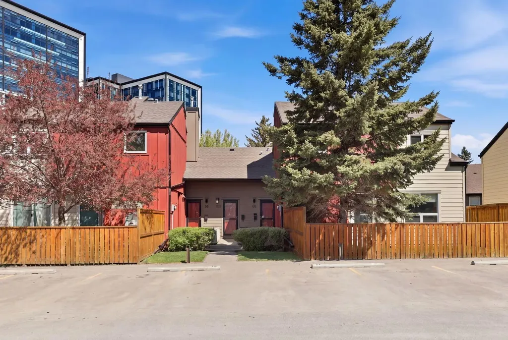 4740 Dalton Drive NW Calgary AB T3A 2H4