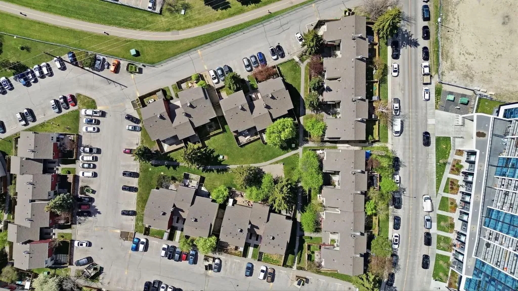 4740 Dalton Drive NW Calgary AB T3A 2H4