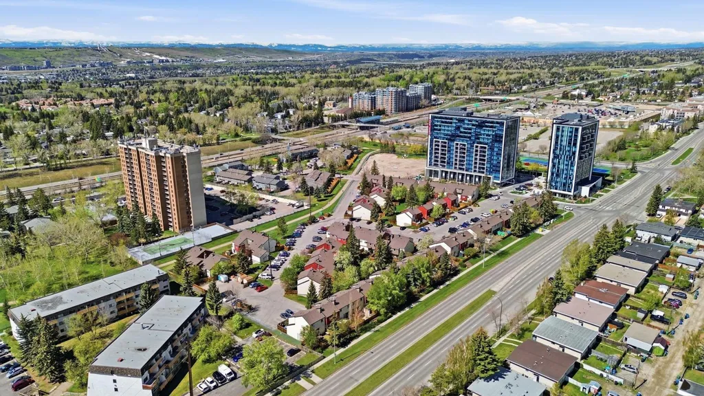 4740 Dalton Drive NW Calgary AB T3A 2H4