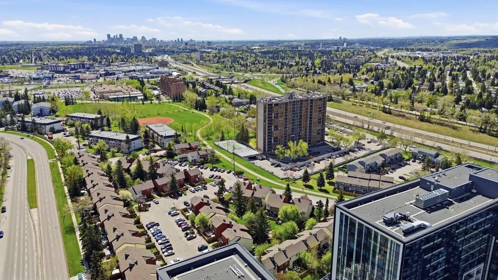 4740 Dalton Drive NW Calgary AB T3A 2H4