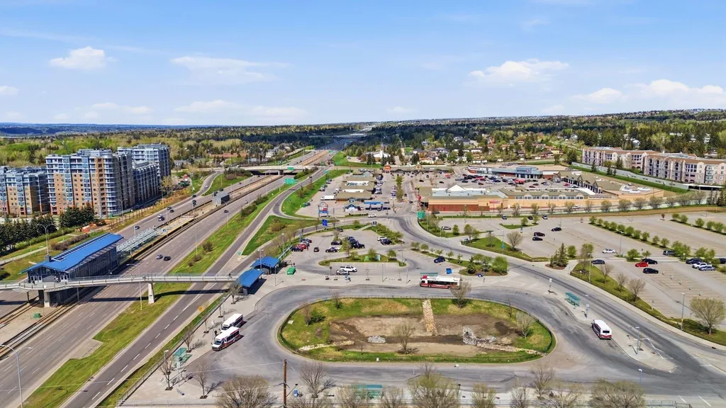 4740 Dalton Drive NW Calgary AB T3A 2H4