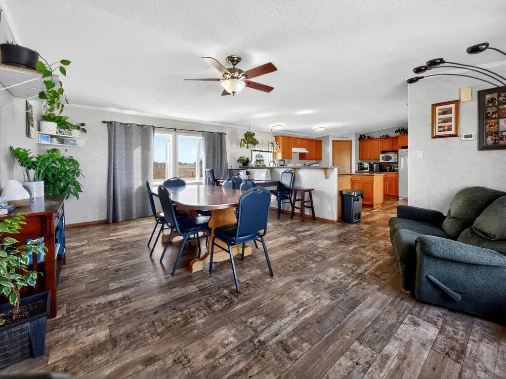 15137 Twp 1052 Rural Mackenzie County AB T0H2H0