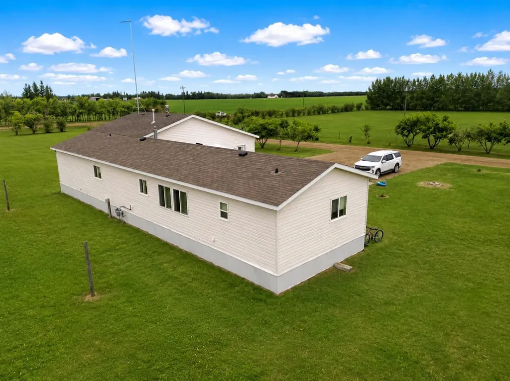 15137 Twp 1052 Rural Mackenzie County AB T0H2H0