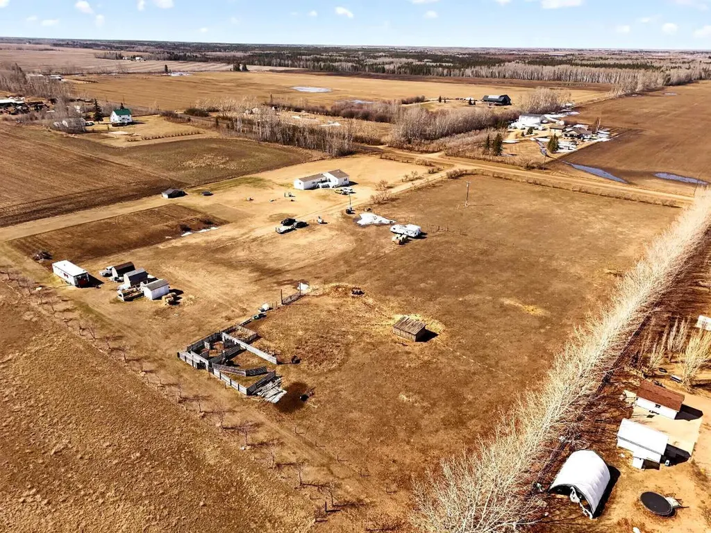 15137 Twp 1052 Rural Mackenzie County AB T0H2H0