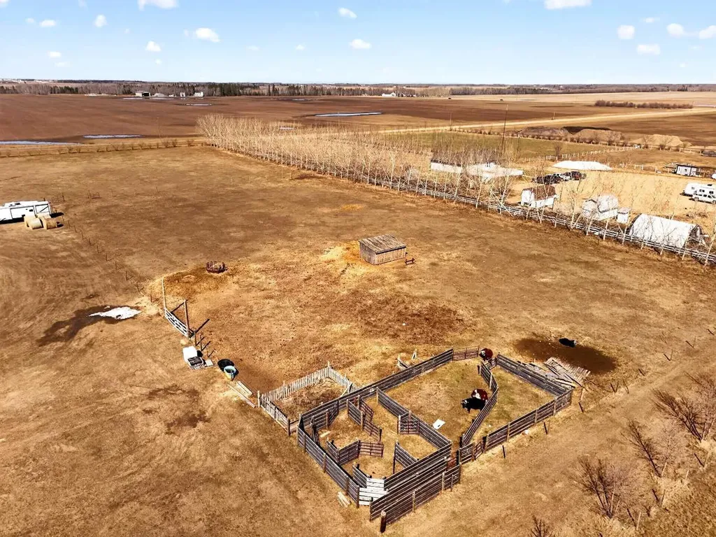 15137 Twp 1052 Rural Mackenzie County AB T0H2H0