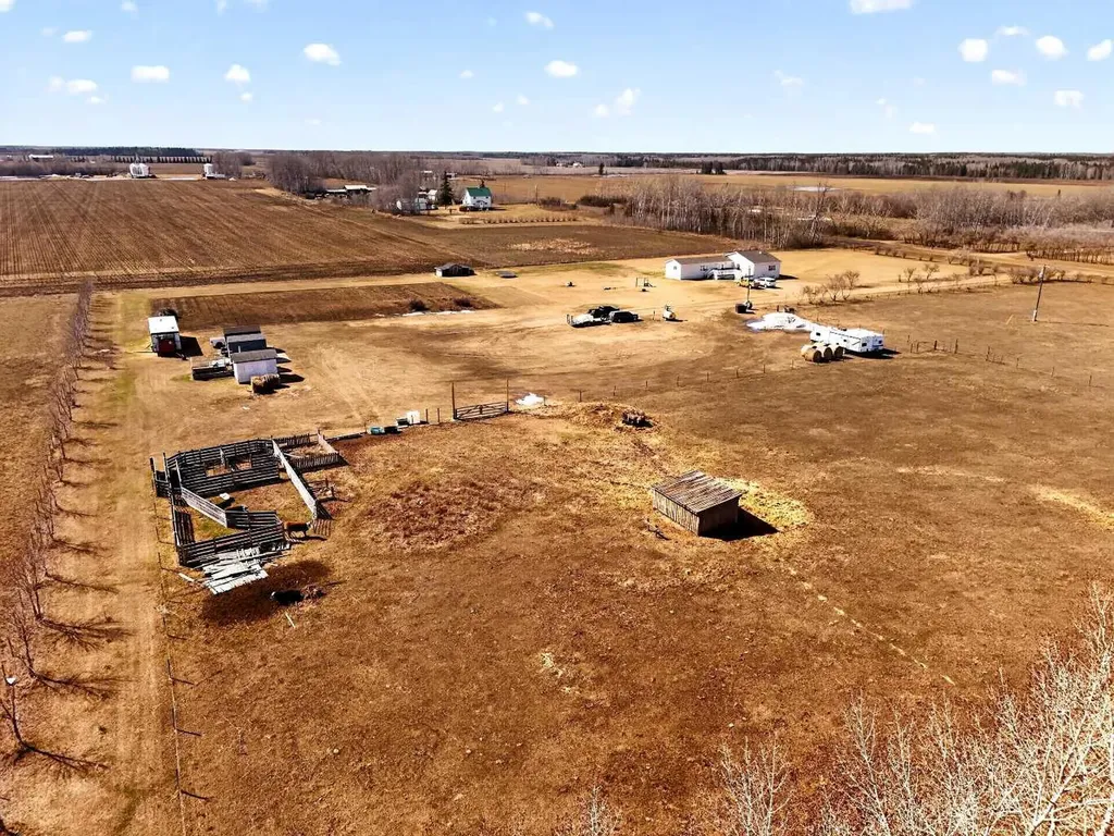 15137 Twp 1052 Rural Mackenzie County AB T0H2H0