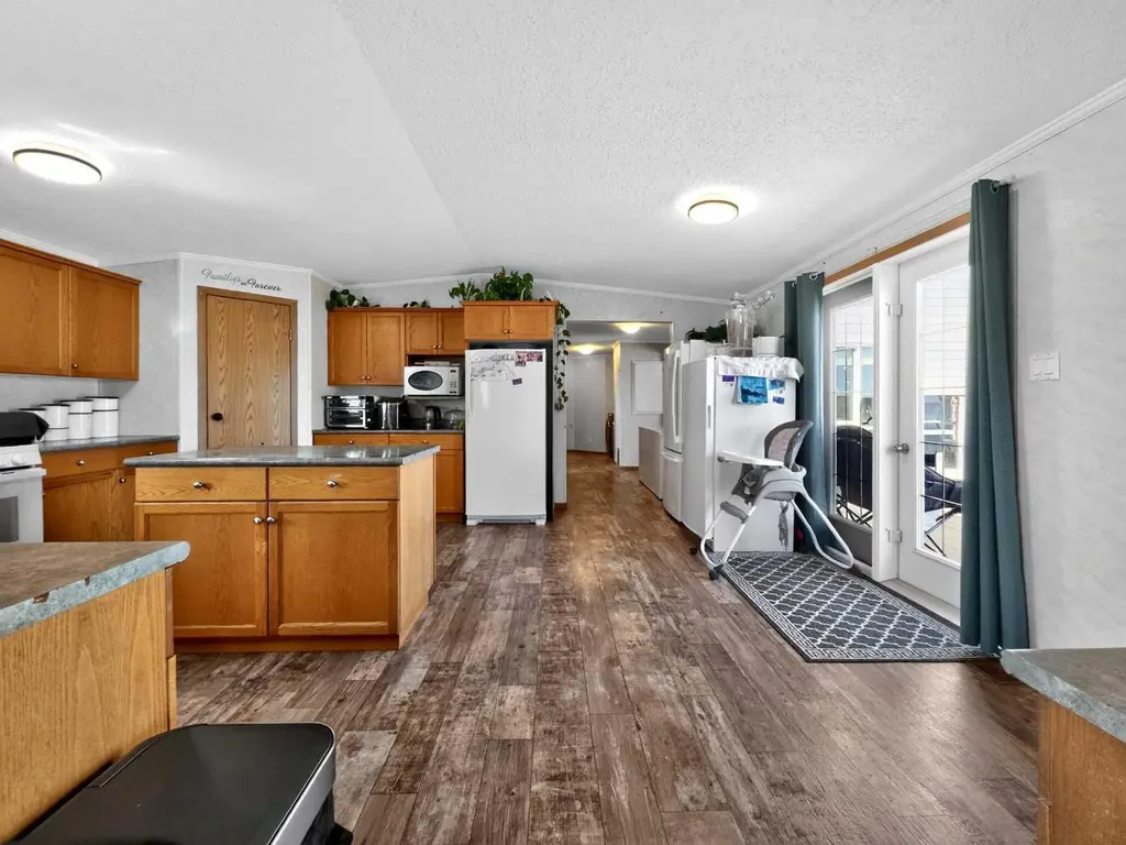 15137 Twp 1052 Rural Mackenzie County AB T0H2H0
