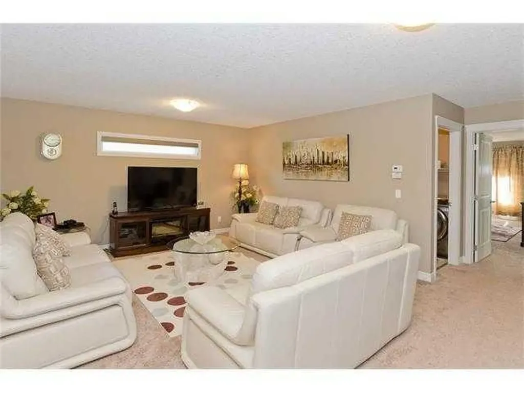 46 Mahogany Passage SE Calgary AB T3M 2K5