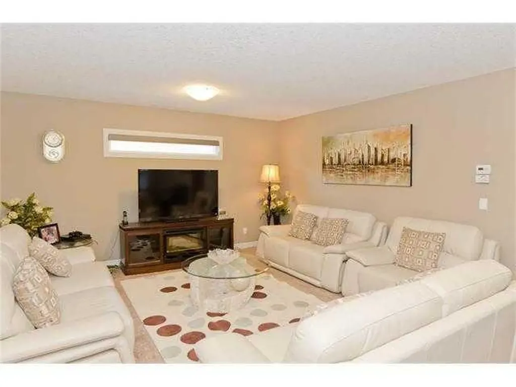46 Mahogany Passage SE Calgary AB T3M 2K5