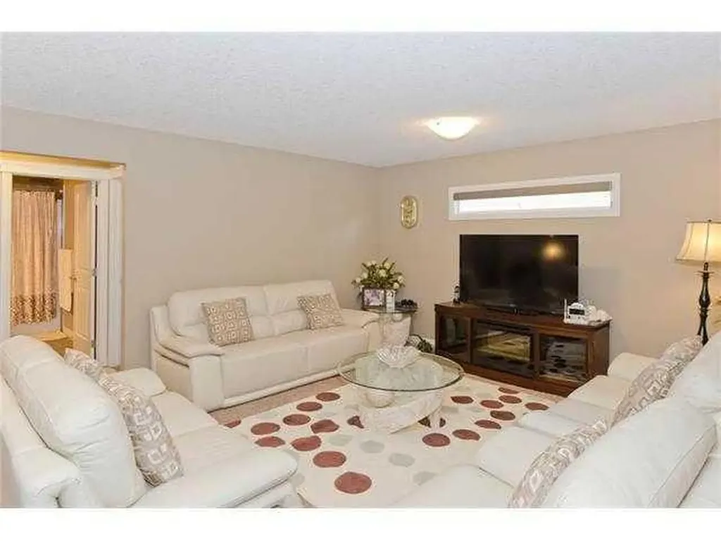 46 Mahogany Passage SE Calgary AB T3M 2K5