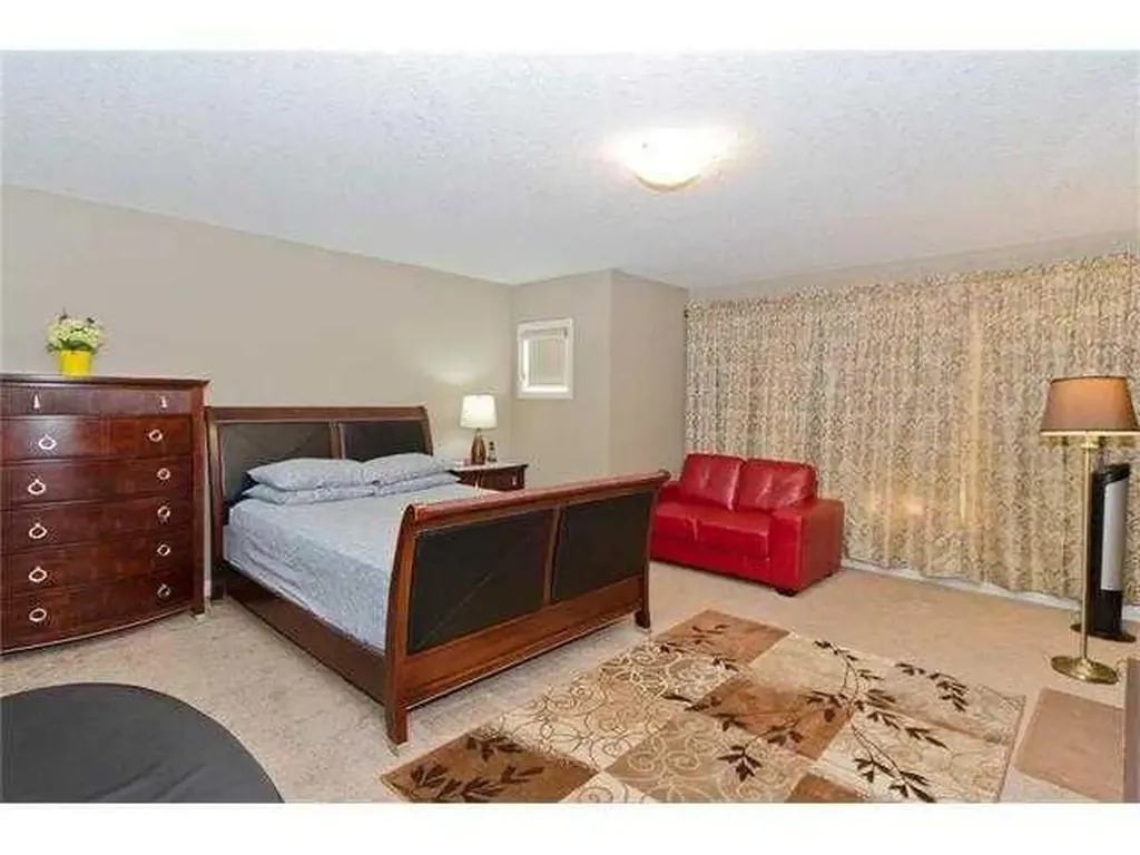 46 Mahogany Passage SE Calgary AB T3M 2K5