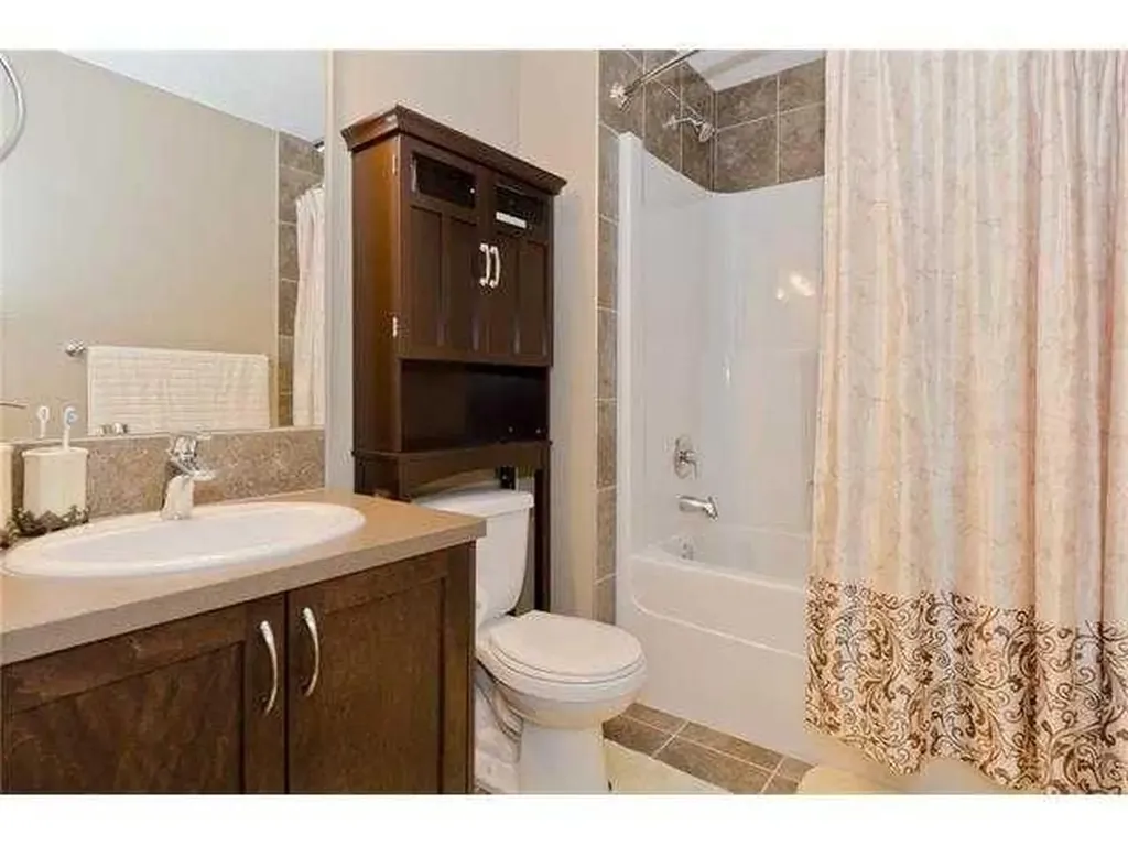 46 Mahogany Passage SE Calgary AB T3M 2K5