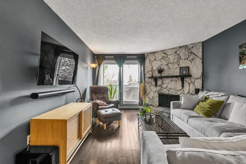 1001 68 Avenue SW Calgary AB T2V 4X1