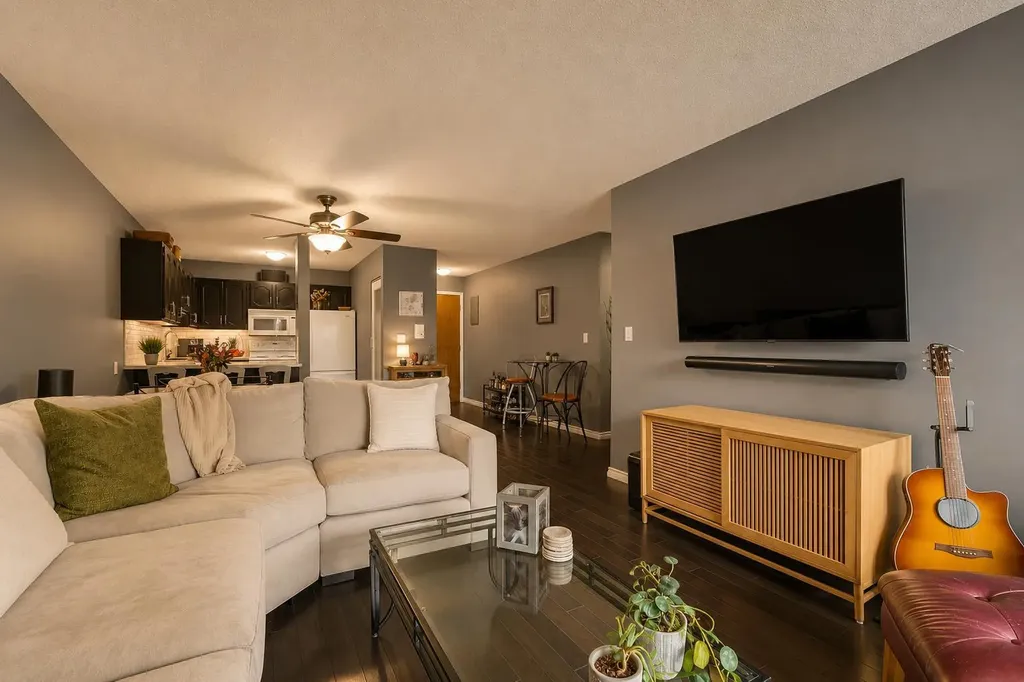 1001 68 Avenue SW Calgary AB T2V 4X1