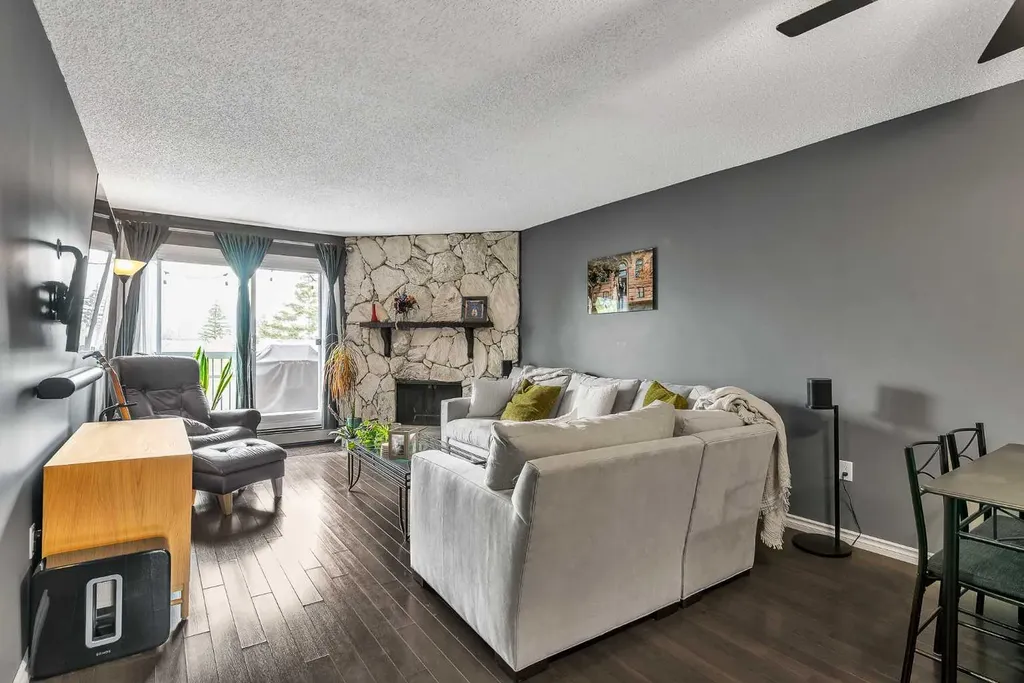 1001 68 Avenue SW Calgary AB T2V 4X1