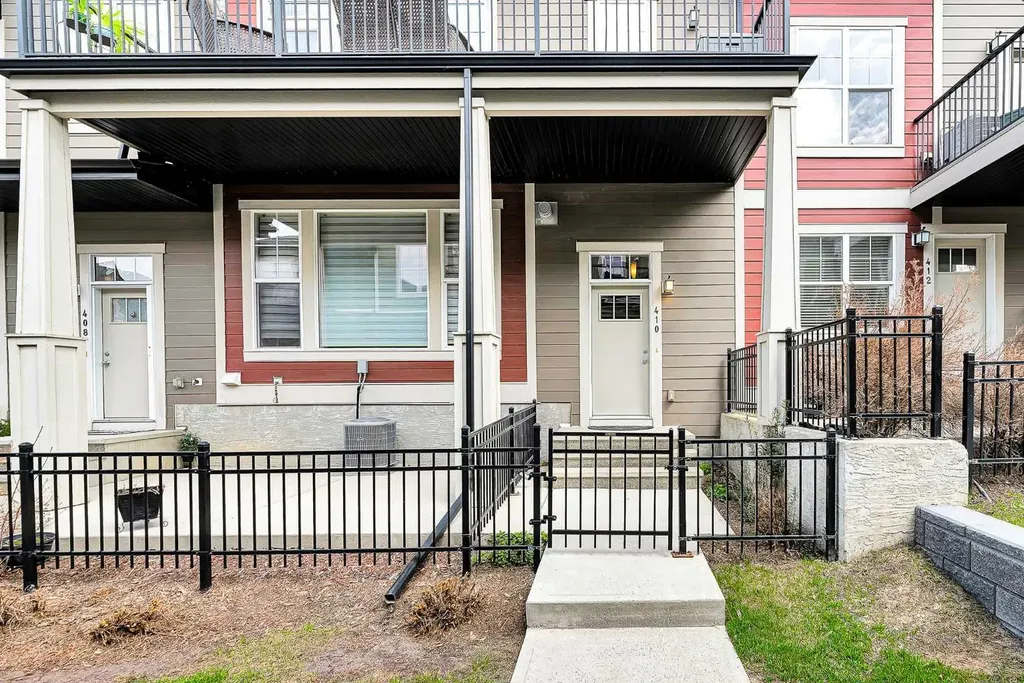 410 Cranford Walk SE Calgary AB T3M 1R7