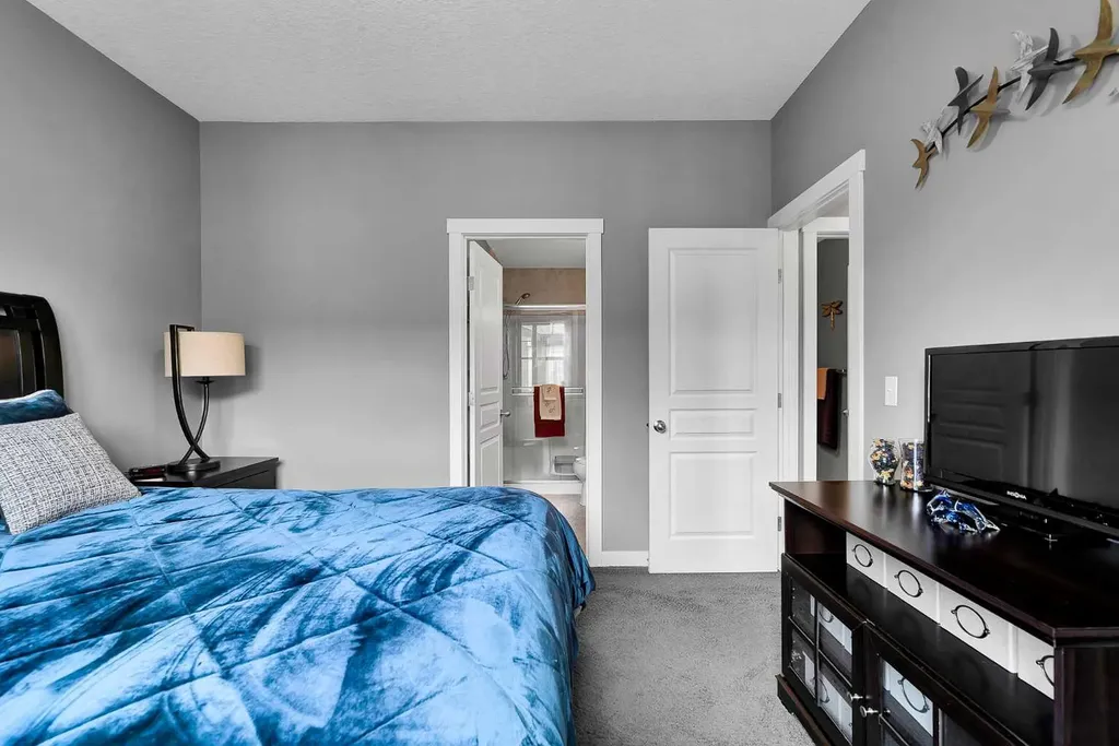 410 Cranford Walk SE Calgary AB T3M 1R7