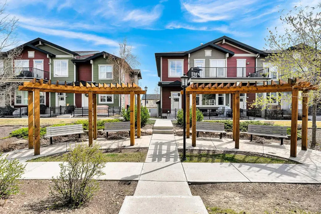 410 Cranford Walk SE Calgary AB T3M 1R7