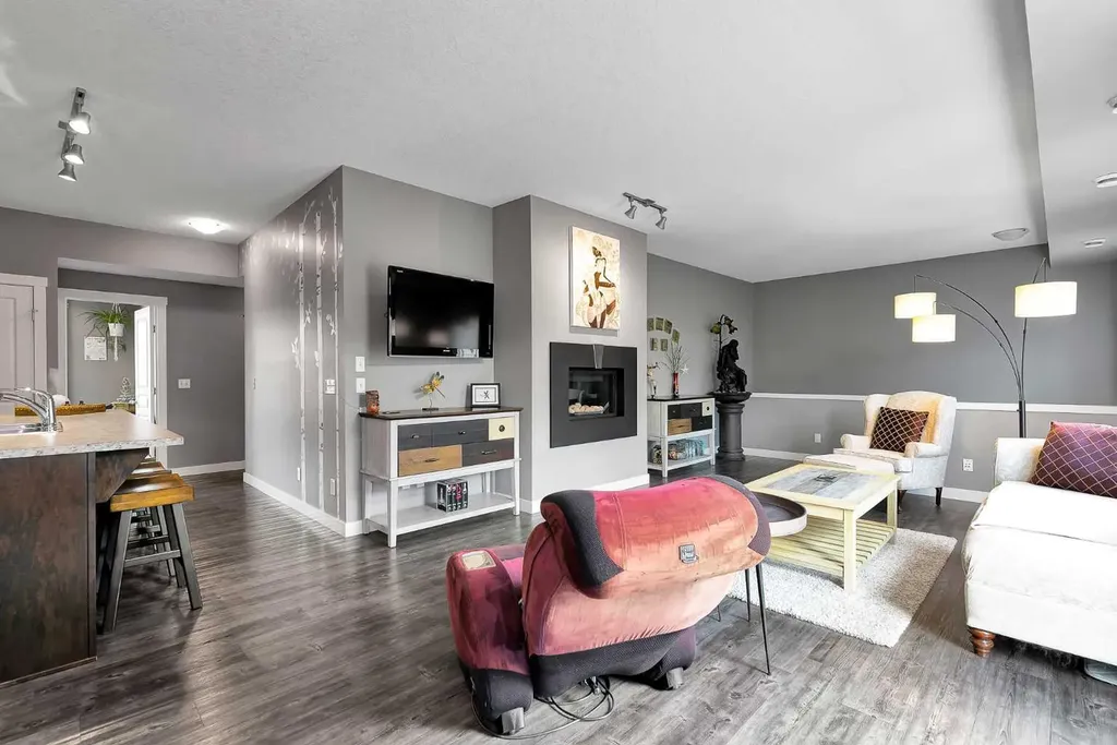 410 Cranford Walk SE Calgary AB T3M 1R7