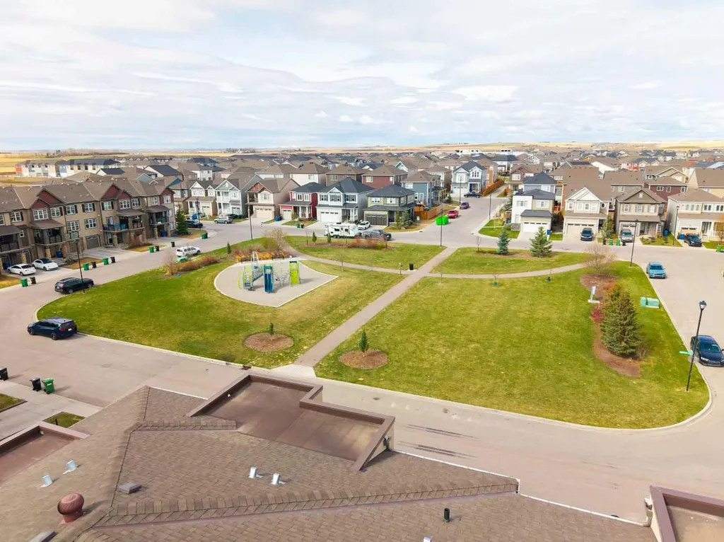 132 Windford Grove SW Airdrie AB T4B 4A5