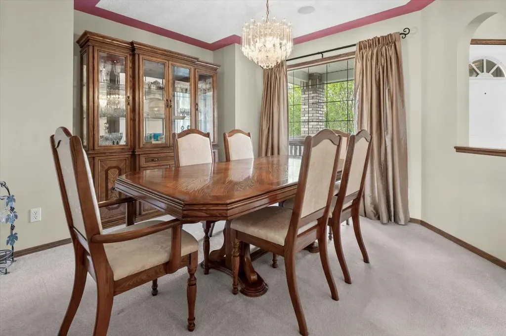 4 Citadel Meadow Court NW Calgary AB T3G4K6
