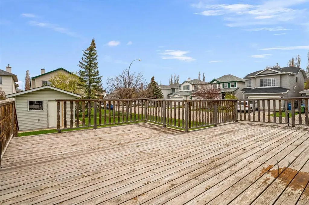4 Citadel Meadow Court NW Calgary AB T3G4K6