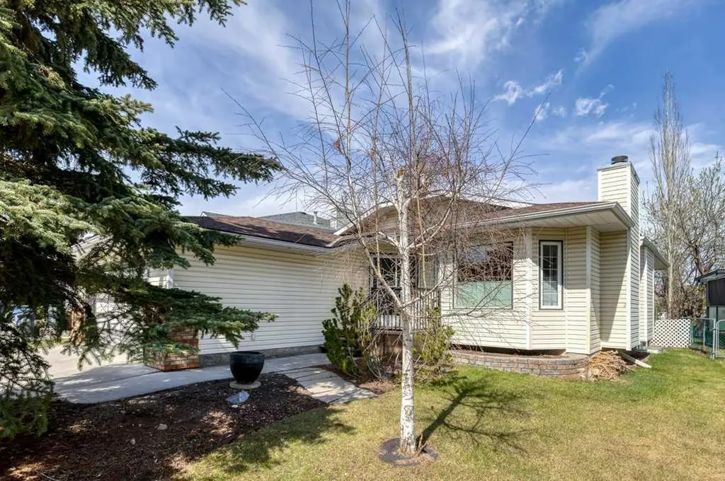79 Riverview Circle Cochrane AB T4C 1K4