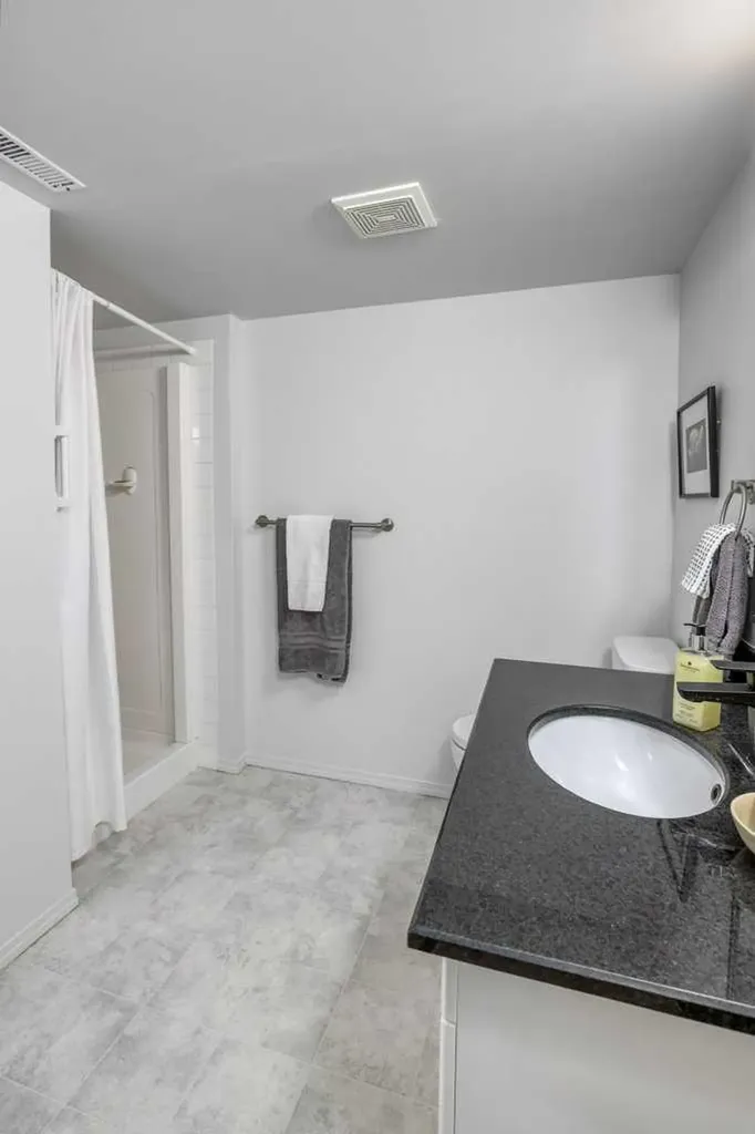 79 Riverview Circle Cochrane AB T4C 1K4