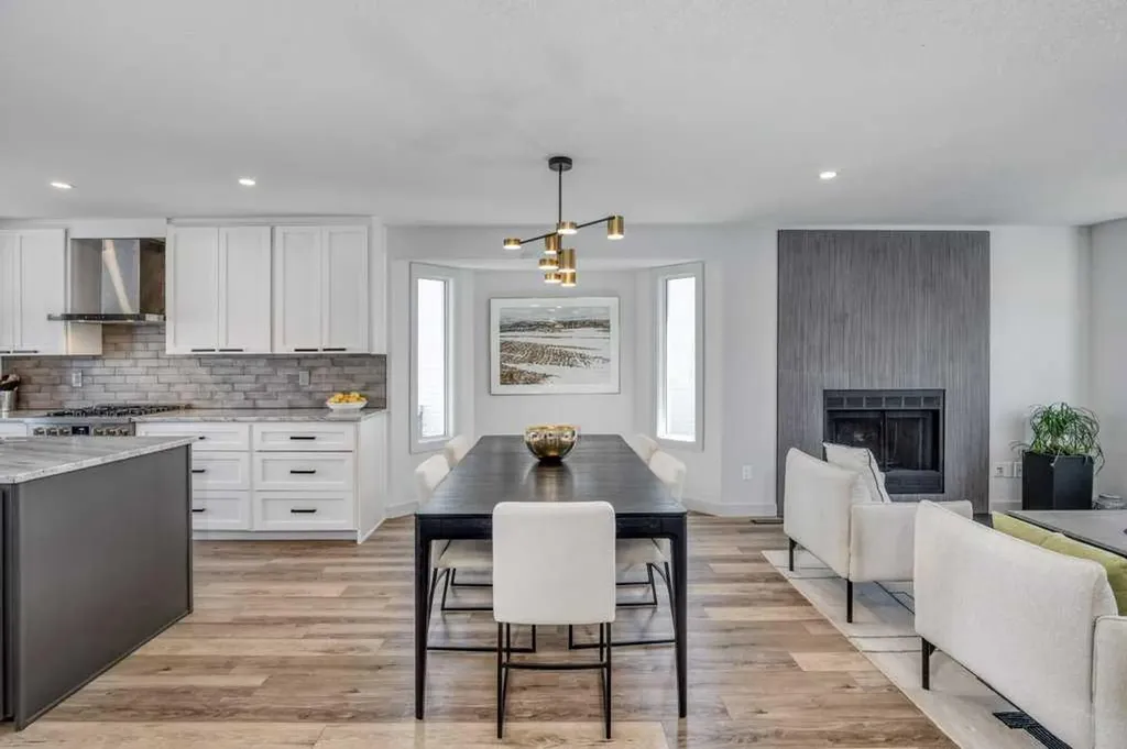 79 Riverview Circle Cochrane AB T4C 1K4