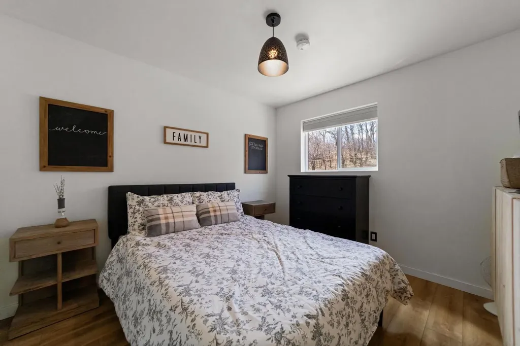 62 Sands Street Rochon Sands AB T0C 2L0