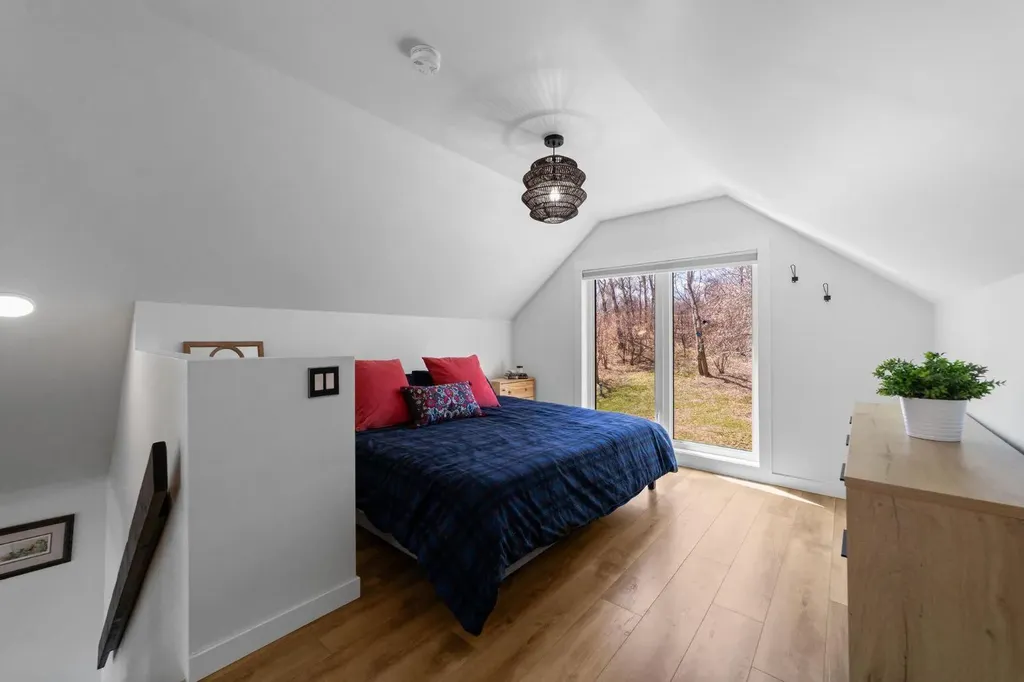 62 Sands Street Rochon Sands AB T0C 2L0