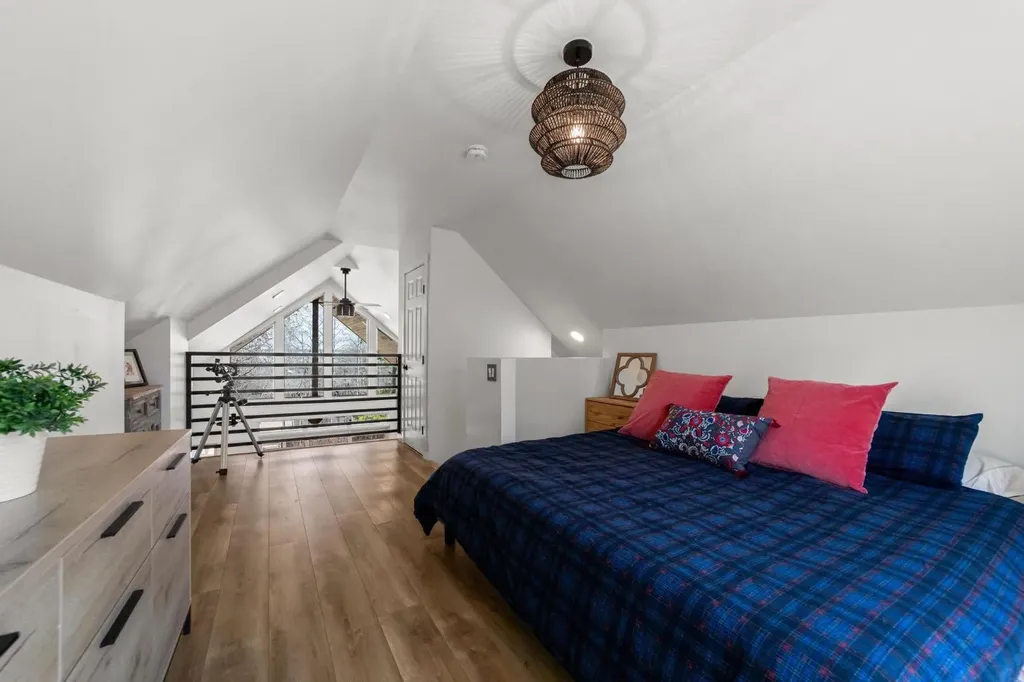 62 Sands Street Rochon Sands AB T0C 2L0
