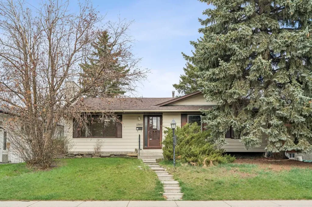 1260 Lake Sylvan Drive SE Calgary AB T2J 3C8