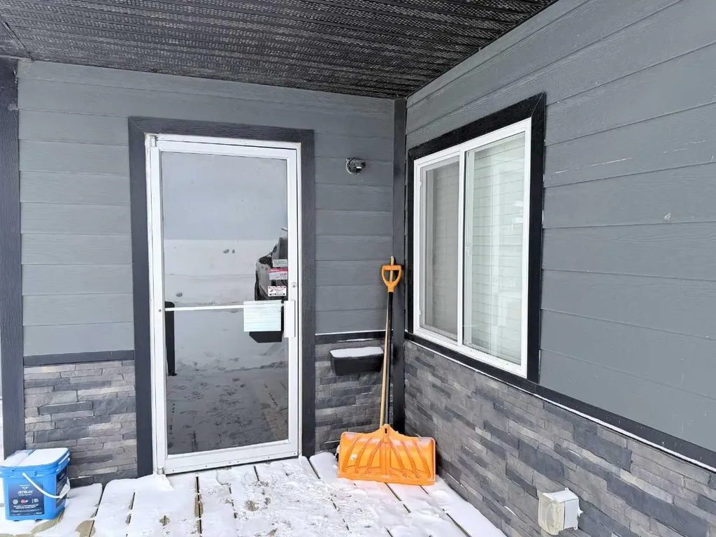 10815 99 Street Clairmont AB T0H 0W2