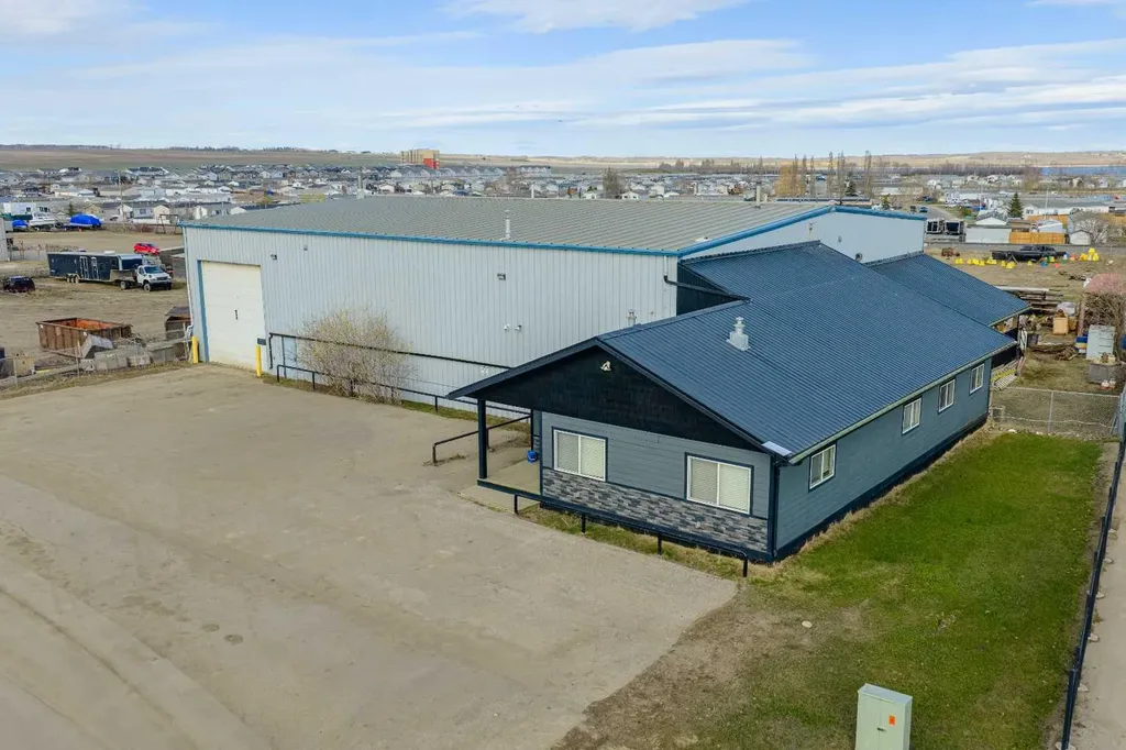 10815 99 Street Clairmont AB T0H 0W2