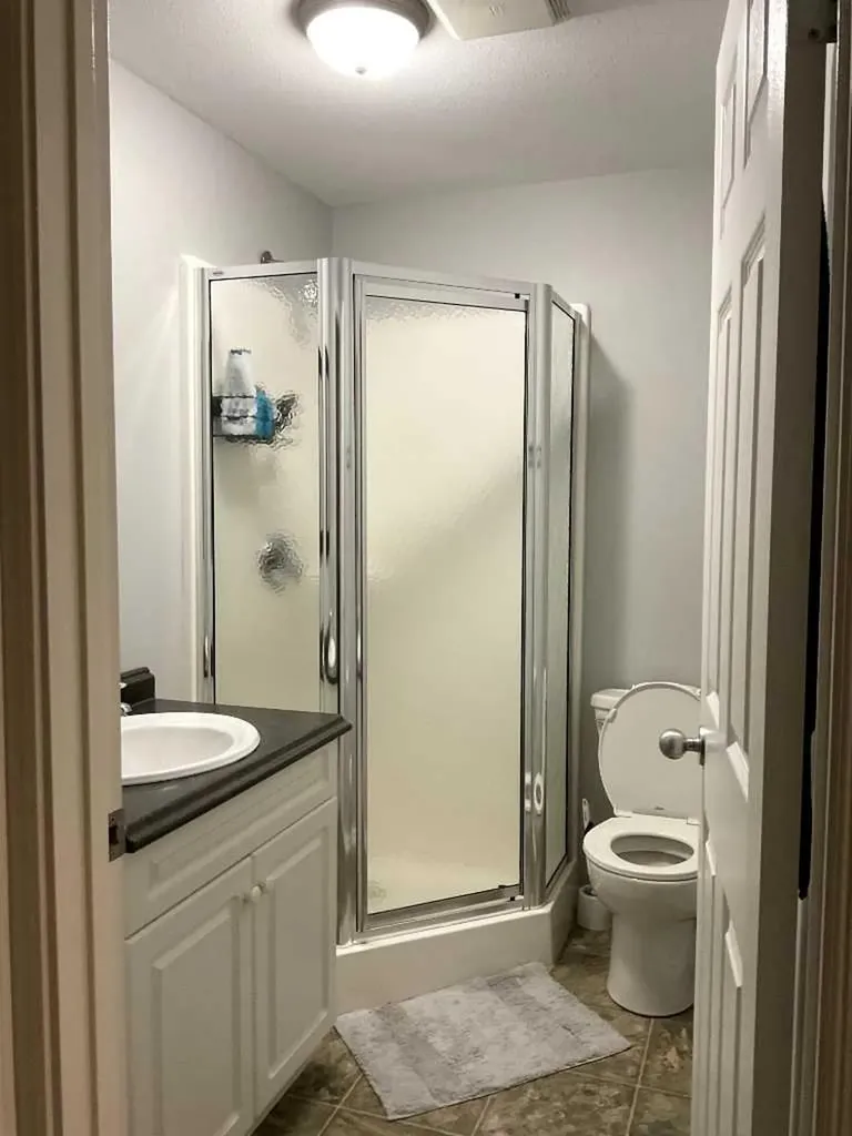 4801 47 Avenue Lloydminster SK S9V 0T9