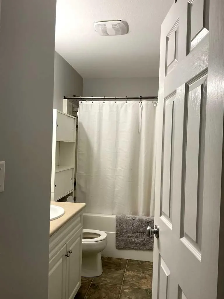 4801 47 Avenue Lloydminster SK S9V 0T9