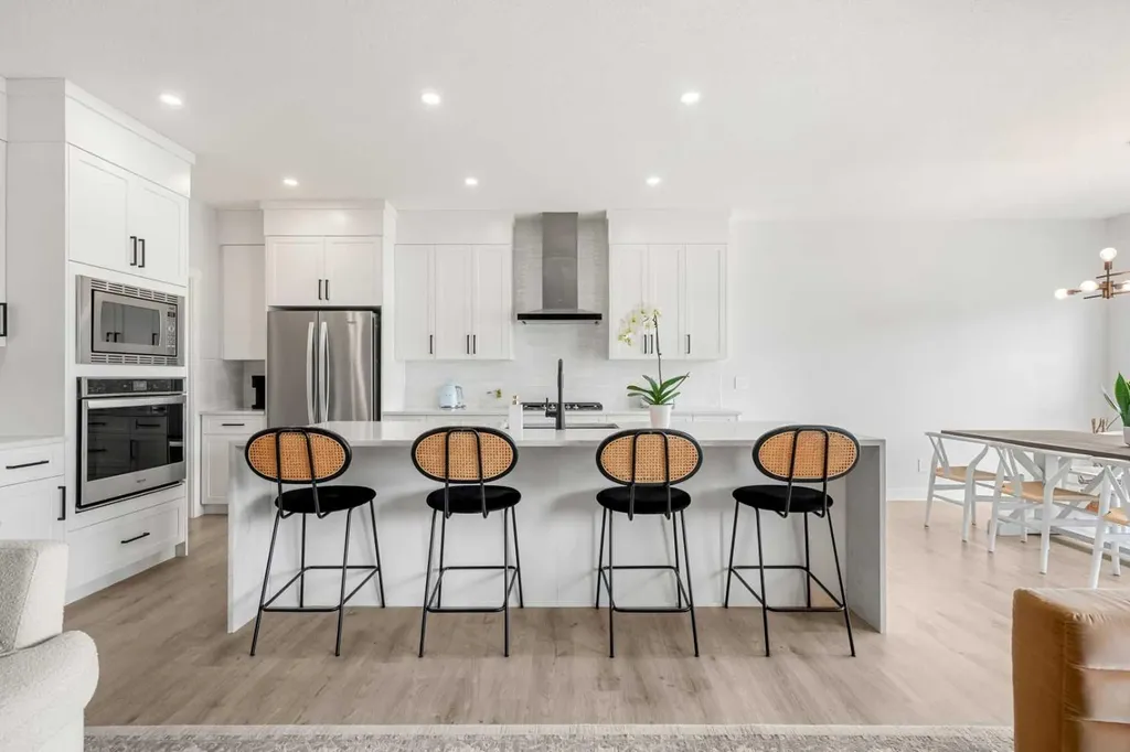 851 Seton Circle SE Calgary AB T3M 3B5
