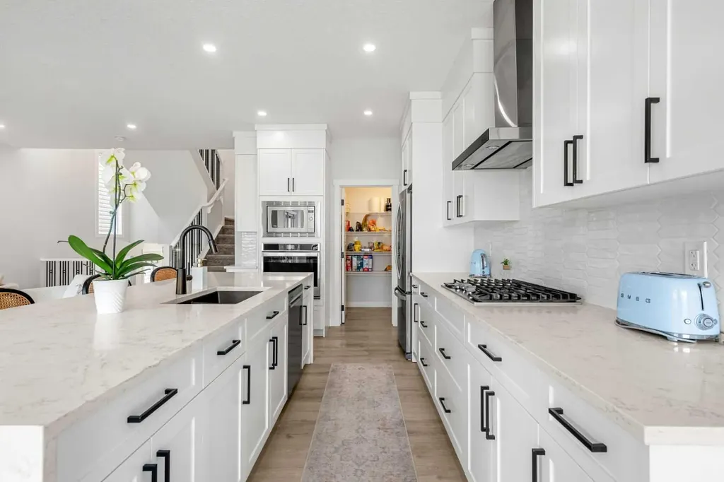 851 Seton Circle SE Calgary AB T3M 3B5