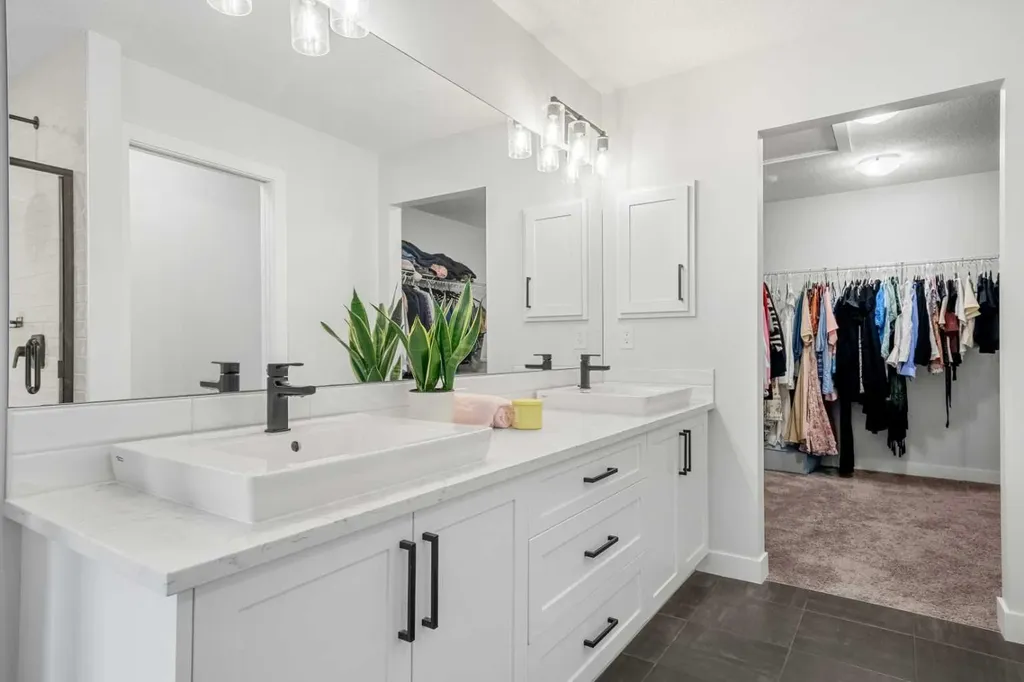 851 Seton Circle SE Calgary AB T3M 3B5