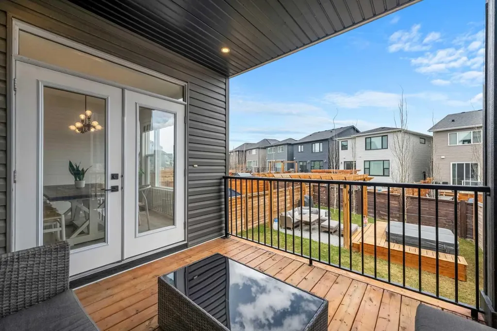 851 Seton Circle SE Calgary AB T3M 3B5