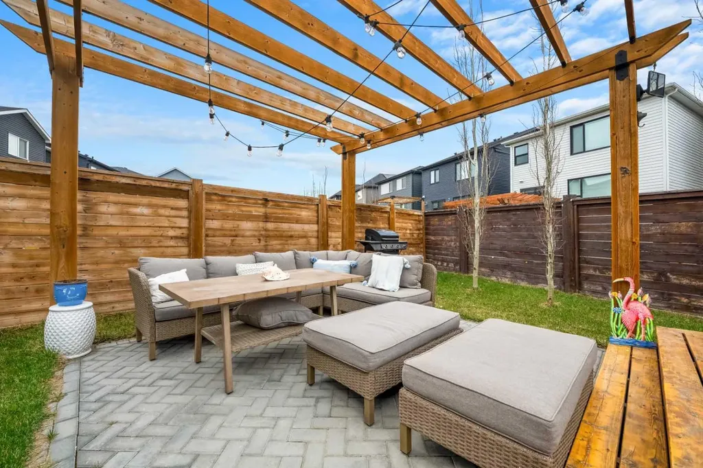 851 Seton Circle SE Calgary AB T3M 3B5