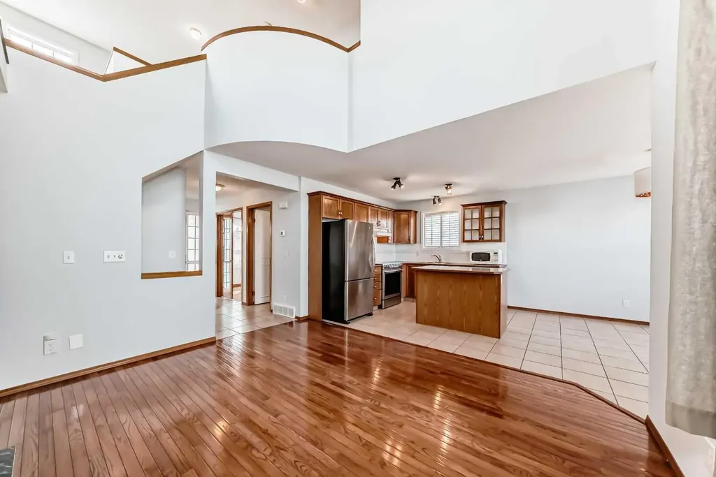 42 Harvest Rose Place NE Calgary AB T3K 4M6