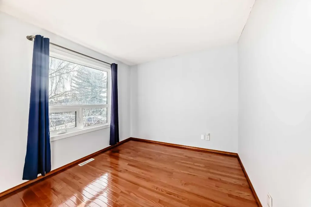 42 Harvest Rose Place NE Calgary AB T3K 4M6