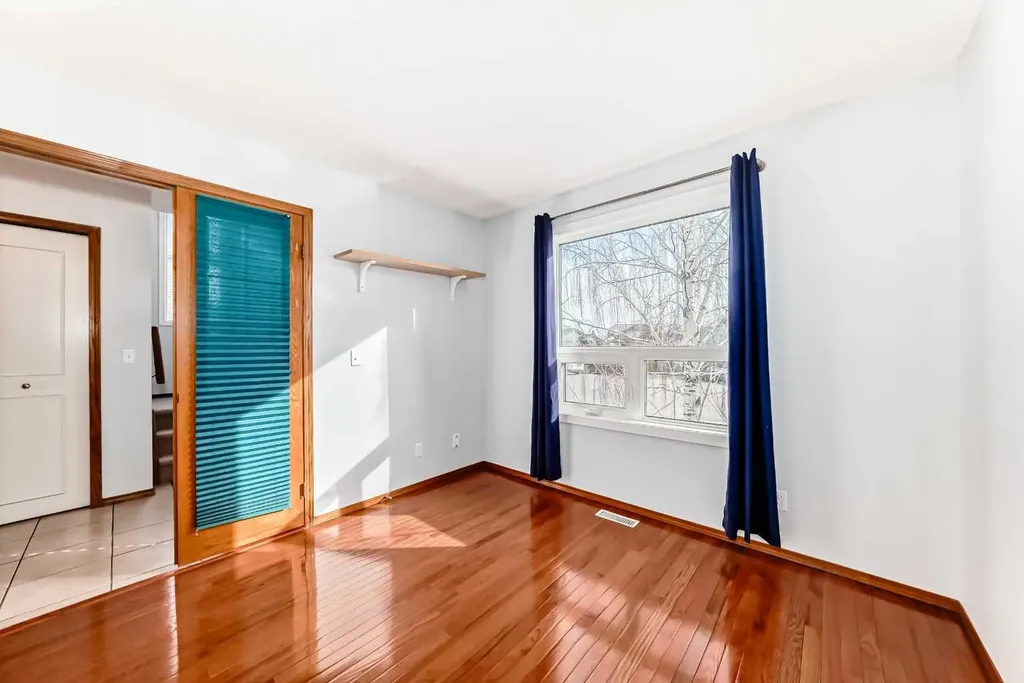42 Harvest Rose Place NE Calgary AB T3K 4M6