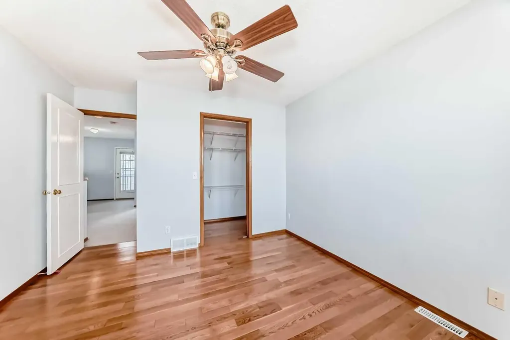42 Harvest Rose Place NE Calgary AB T3K 4M6